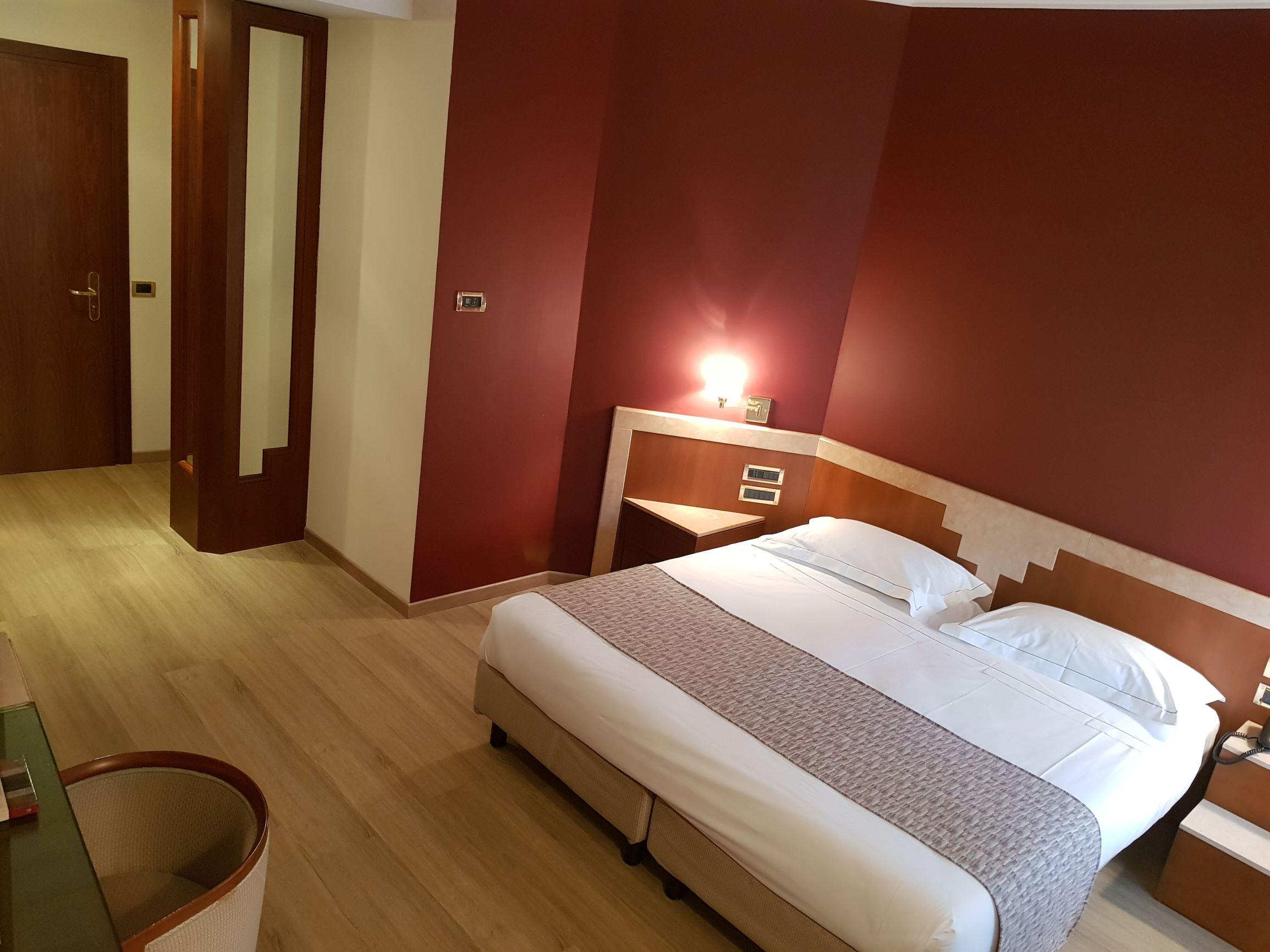 Astra Hotel Ferrara Exterior foto