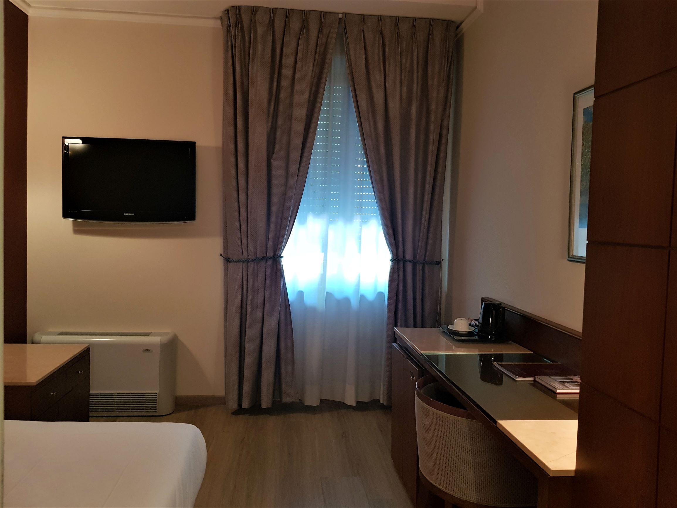 Astra Hotel Ferrara Exterior foto